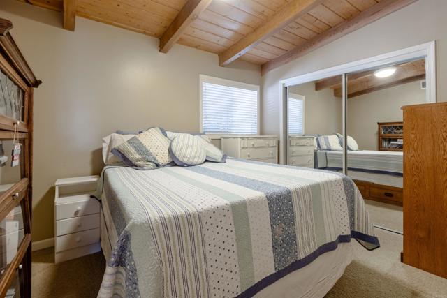 2405 Old Colony, Vista, California 92084, ,Residential Income,For Sale,Old Colony,NDP2407848