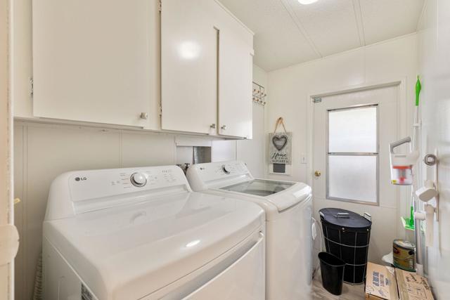 246 Laredo Drive, Palm Springs CA: https://media.crmls.org/mediaz/cc4e5d4c-7bdd-4367-91f6-332d79bc86cc.jpg