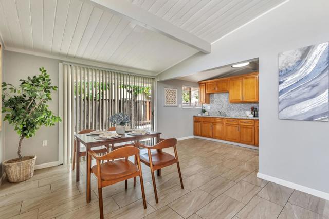 1369 Bal Harbor Way, San Jose CA: https://media.crmls.org/mediaz/cc4e82e0-7a93-4614-8e5c-4983cba59da3.jpg