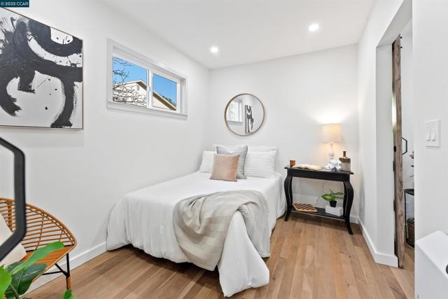 2188 1st Ave, Napa CA: https://media.crmls.org/mediaz/cc501341-4eb0-44c5-9c99-124ca900e41d.jpg