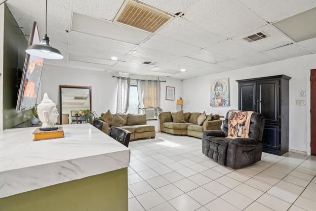Image 7 of 44 For 2154 Riviera Circle
