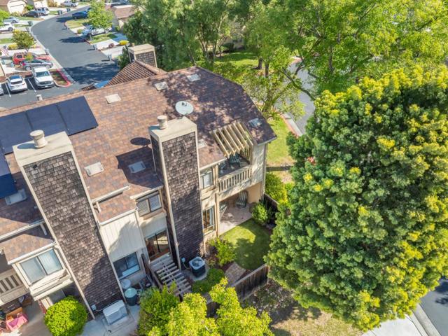 2137 Darnis Circle, Morgan Hill CA: https://media.crmls.org/mediaz/cc50b7c3-cd52-4410-874a-8ae3824afa7d.jpg
