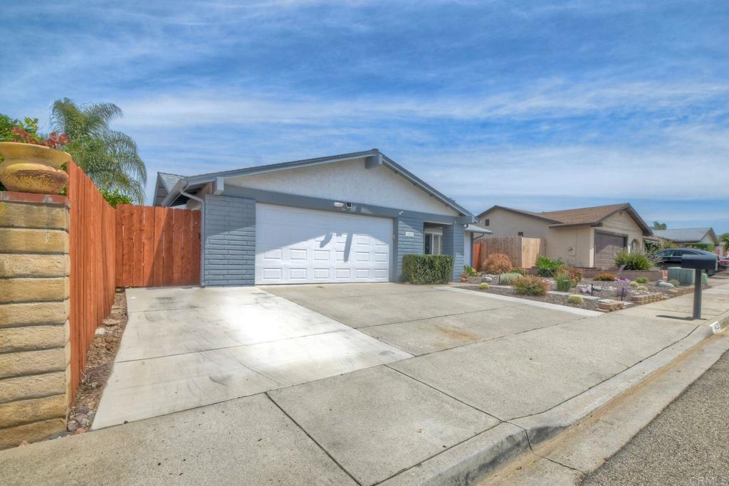 1422 Cottonwood Court - photo 4
