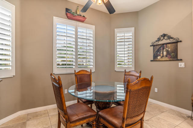 80132 Avenida Santa Olivia, Indio CA: https://media.crmls.org/mediaz/cc50d856-9996-4164-8c54-1e3e53d887a9.jpg