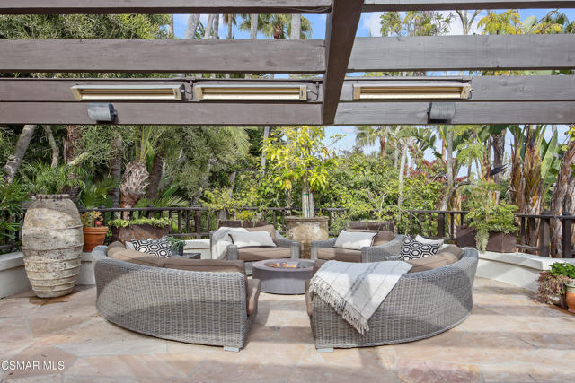 6972 Grasswood Avenue, Malibu CA: https://media.crmls.org/mediaz/cc5106b8-9df2-45ec-a3e6-ef5fecab5a67.jpg
