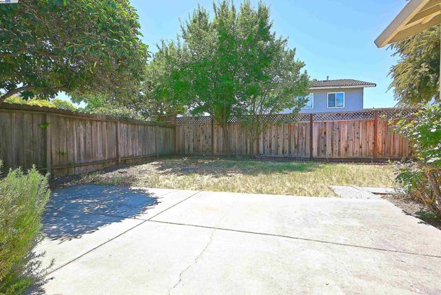 7144 Prince Dr, Dublin CA: https://media.crmls.org/mediaz/cc51b5e6-ed1f-4a5b-b1fb-2a49fc5f4901.jpg