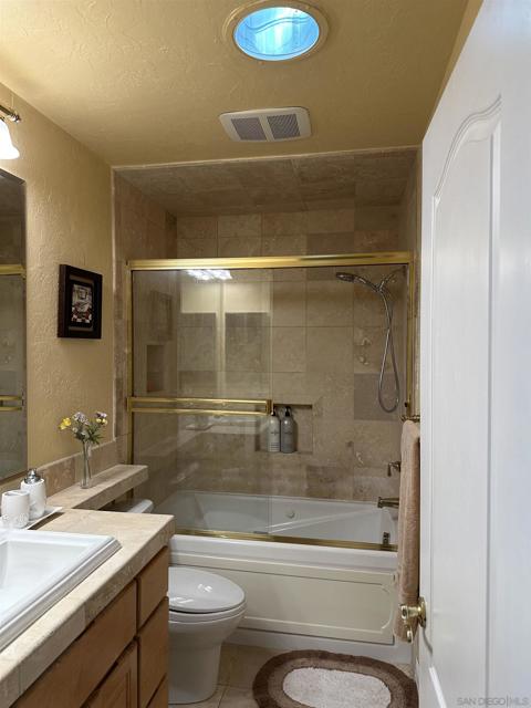 Image 25 of 47 For 12421 Greens East Rd