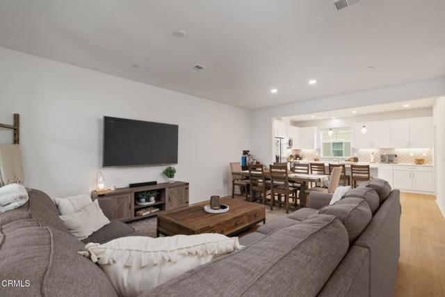 Detail Gallery Image 7 of 34 For 751 Winchester Dr, Oxnard,  CA 93036 - 4 Beds | 3/1 Baths