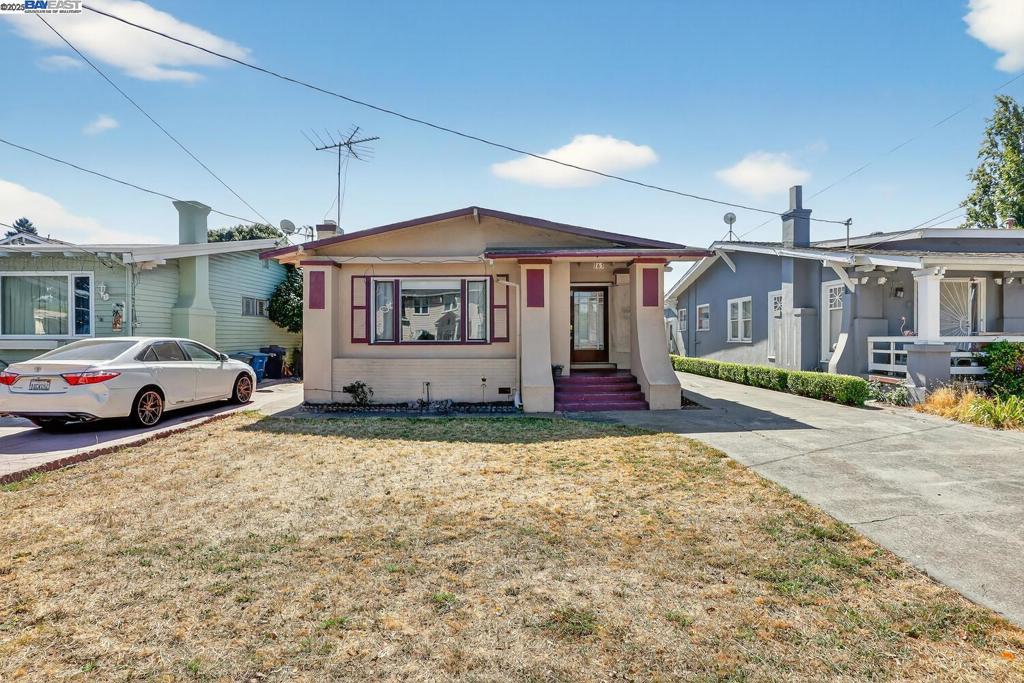 165 Sunnyside Dr