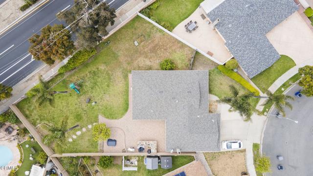 1700 Arlene Avenue, Oxnard CA: https://media.crmls.org/mediaz/cc531834-c33f-4a4b-b225-c2a1d7d22241.jpg