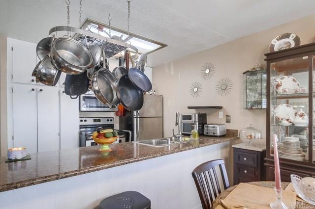 Detail Gallery Image 8 of 36 For 12616 Lakeshore Dr, Lakeside,  CA 92040 - 2 Beds | 2 Baths