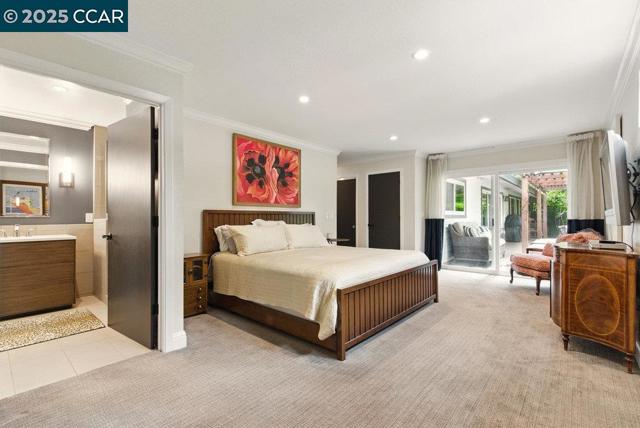 314 Draeger Dr, Moraga CA: https://media.crmls.org/mediaz/cc5407e2-dbb3-41ef-b814-ab6269ba03d9.jpg