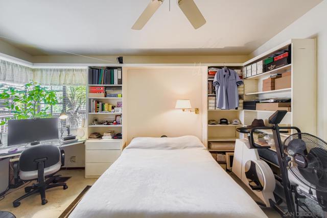8840 Villa La Jolla Dr, La Jolla CA: https://media.crmls.org/mediaz/cc5522a8-e72d-4ca3-b3e2-634d939590c6.jpg