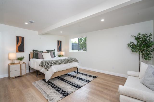 4664 Isleta Ave, San Diego CA: https://media.crmls.org/mediaz/cc55e6b5-93e0-490a-86f0-00569fa5e11e.jpg