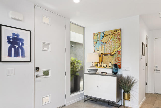 Image 13 of 30 For 344 Goleta Way