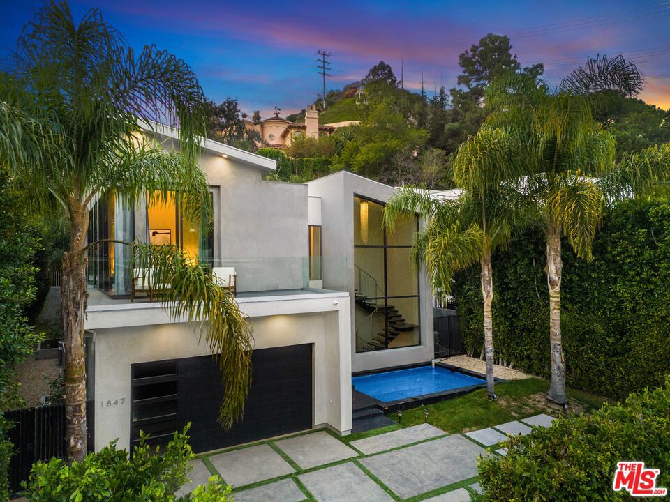 1847 Coldwater Canyon Drive, Beverly Hills, CA 90210