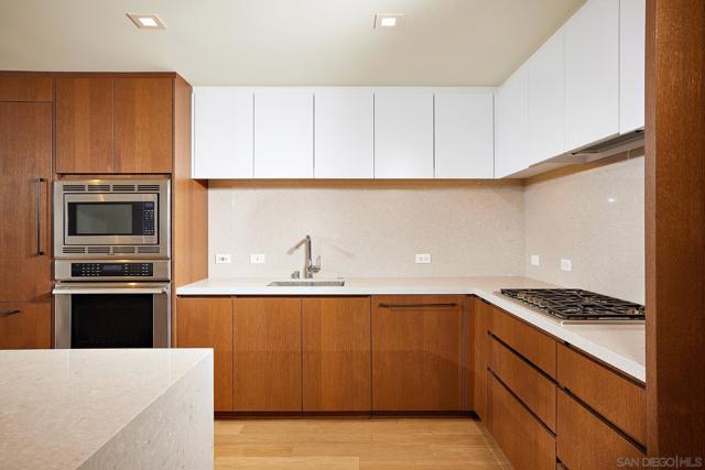 1388 Kettner Blvd, San Diego CA: https://media.crmls.org/mediaz/cc5a658e-141e-4e13-aec7-56bed9d11687.jpg