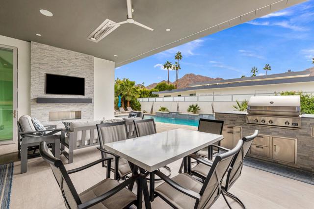 76305 Shoshone Drive, Indian Wells CA: https://media.crmls.org/mediaz/cc5a78b3-f8f6-4037-a22b-87727641128e.jpg
