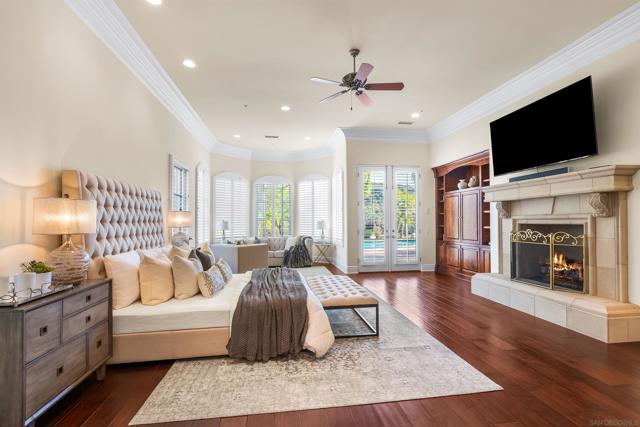 4695 Rancho Verde Trl, San Diego CA: https://media.crmls.org/mediaz/cc5adc62-7db0-47f6-8755-9b32914bfe57.jpg