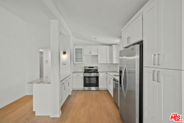 7853 Bothwell Road photo 6