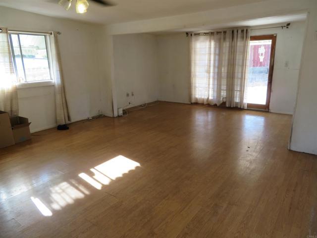 4021 Cherry Blossom Street, National City CA: https://media.crmls.org/mediaz/cc5c289b-3309-41b5-a027-9fdf9185d72f.jpg