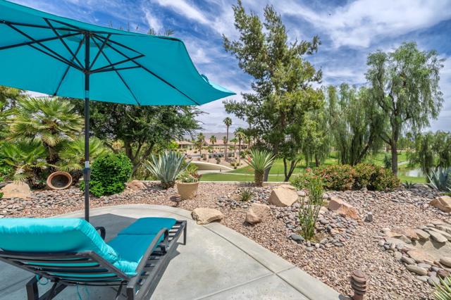 80086 Camino Santa Elise, Indio CA: https://media.crmls.org/mediaz/cc5c29a9-f5f4-4354-bd0d-05b1b27ae0f8.jpg