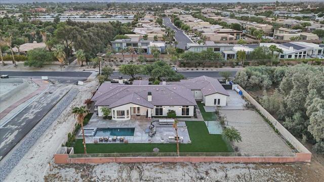 34620 Via Josefina, Rancho Mirage CA: https://media.crmls.org/mediaz/cc5c66a6-ec7b-4948-950f-6d811023a97f.jpg
