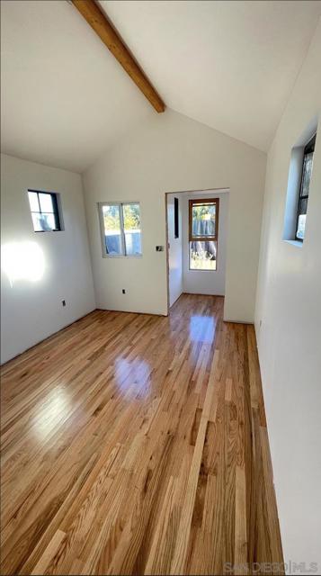 366 Palm Ave, Chula Vista CA: https://media.crmls.org/mediaz/cc5ca8fa-d677-45fd-8810-7b1cd8b0a194.jpg