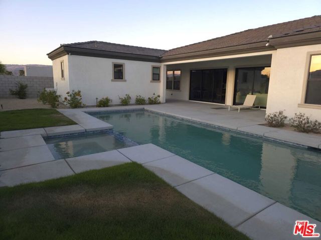 Image 2 of 1 For 49901 Crescent
