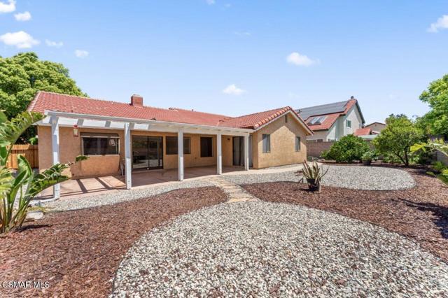 3116 Melody Lane, Simi Valley CA: https://media.crmls.org/mediaz/cc5d779d-beee-44e1-b098-4fb045ca4838.jpg