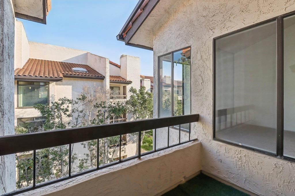 5645 Friars Rd - photo 10