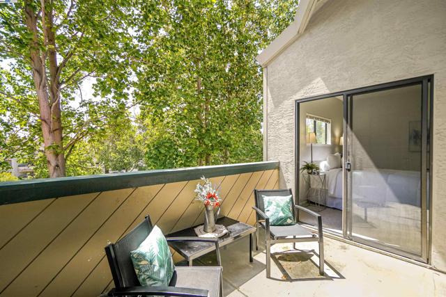 25850 Kay Ave, Hayward CA: https://media.crmls.org/mediaz/cc5e0c7d-ca8d-40bd-92a2-3cbc5fd31663.jpg