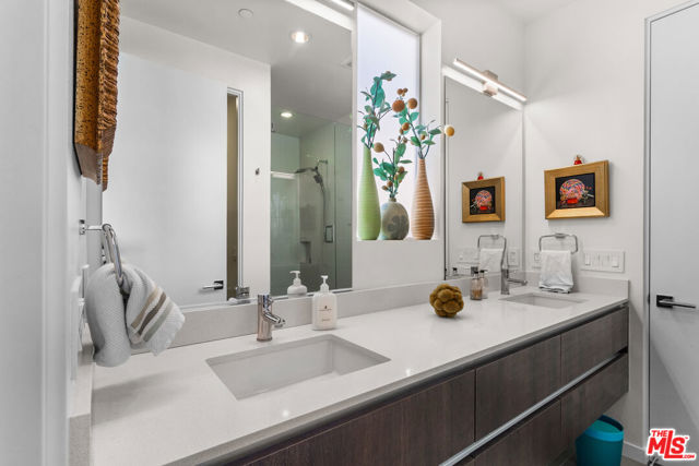 Image 36 of 60 For 4304 Vantage Lane