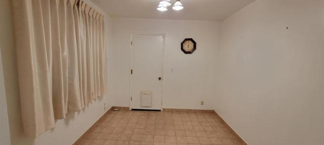 1848 Cherokee Drive, Salinas CA: https://media.crmls.org/mediaz/cc5e7061-d6ab-4ff6-8fb9-8911e3a21048.jpg