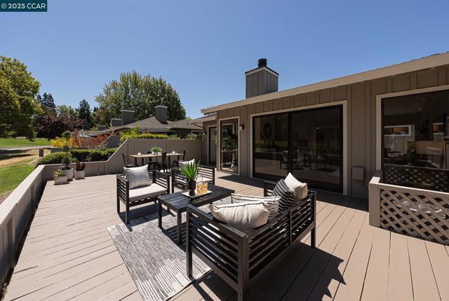 2128 Presidio Ct, Danville CA: https://media.crmls.org/mediaz/cc5eb807-67ca-4017-a81b-db2484163474.jpg