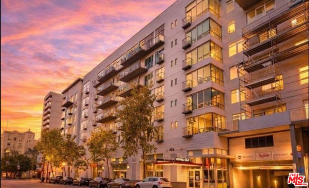 645 W 9th Street #715