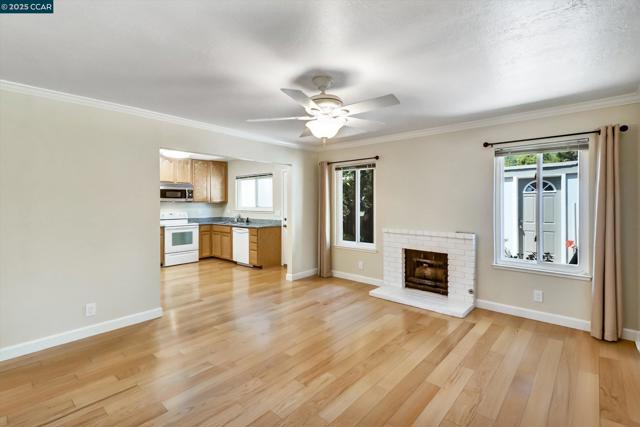 1598 Schenone Ct, Concord CA: https://media.crmls.org/mediaz/cc5f0900-c09f-45bf-b936-6db1252f4f8f.jpg