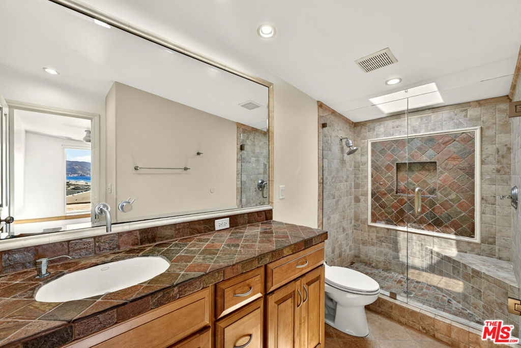 MLS #26873573 image #12