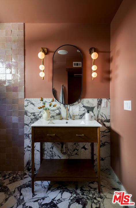 3981 Beethoven Street, Los Angeles CA: https://media.crmls.org/mediaz/cc6085ac-d2be-4130-8af0-d587cf704bdf.jpg