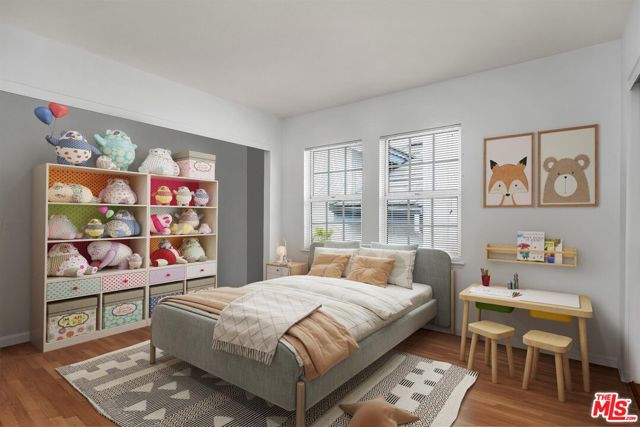 8319 Berger Avenue, Playa del Rey CA: https://media.crmls.org/mediaz/cc625810-ef5d-4a25-b874-0a8e87ff52b4.jpg