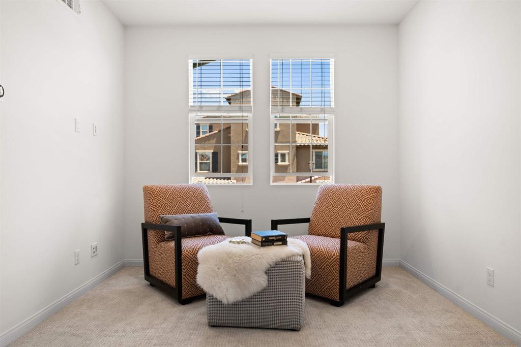 MLS #250027413SD img 21