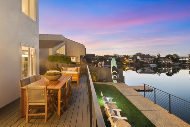 631 Matsonia Drive, Foster City CA: https://media.crmls.org/mediaz/cc6382d8-2081-4435-9959-23cc49b6d38d.jpg