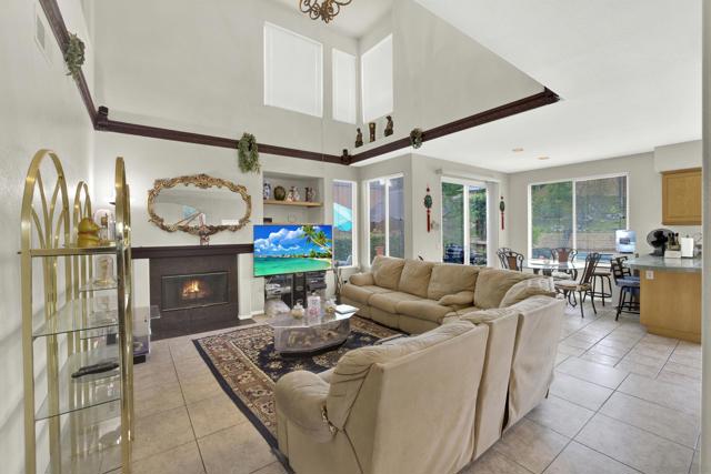 Image 11 of 29 For 12032 Caneridge Rd