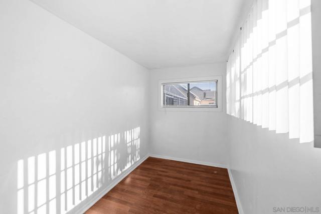 9920 22 River St, Lakeside CA: https://media.crmls.org/mediaz/cc644b89-6a34-4be6-8ea7-982421cf69a4.jpg