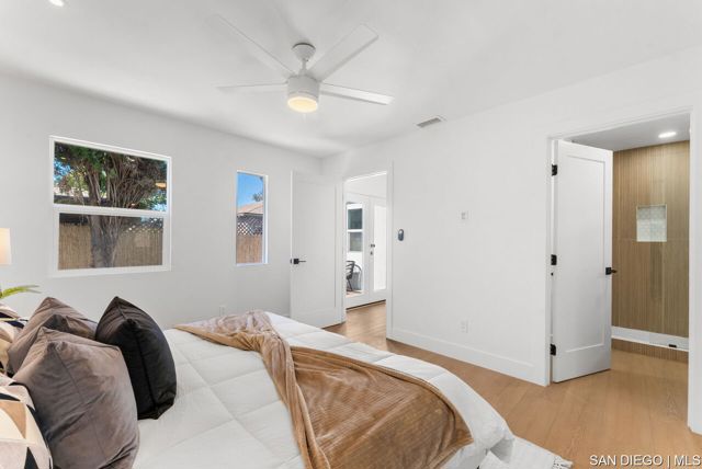 4642 Aragon DR, San Diego CA: https://media.crmls.org/mediaz/cc67447a-c464-48b9-8063-137a80361e87.jpg