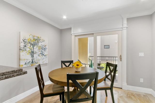 1499 Oak Grove Avenue, Burlingame CA: https://media.crmls.org/mediaz/cc684b8f-1c20-4cfa-a3ef-462b3881b0bd.jpg