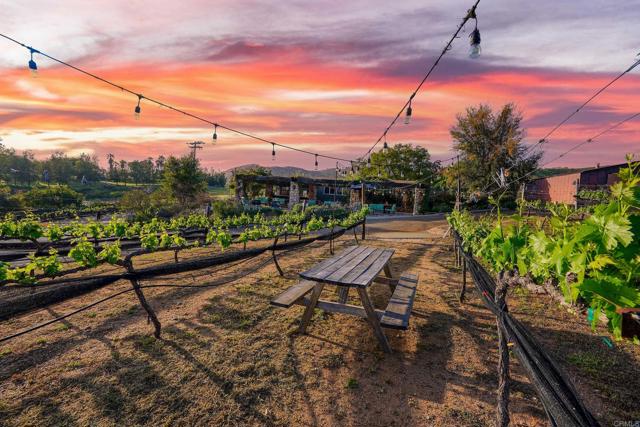 25260 E Old Julian Hwy, Ramona CA: https://media.crmls.org/mediaz/cc686fa7-baba-4c05-9977-8398013b7022.jpg