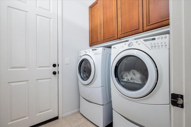 49645 Redford Way, Indio CA: https://media.crmls.org/mediaz/cc68902c-8ca1-43f5-85cb-943a9880a6be.jpg