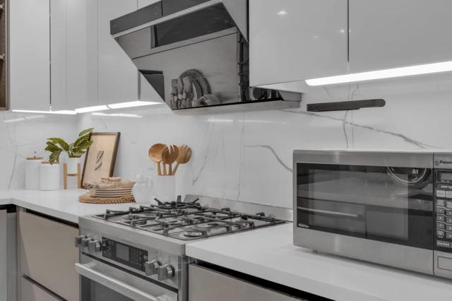 2921 Daisy Court, Union City CA: https://media.crmls.org/mediaz/cc68e4e4-a69d-4367-b540-7868150b0452.jpg