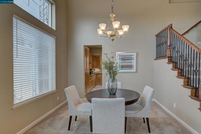 5171 Keller Ridge Dr, Clayton CA: https://media.crmls.org/mediaz/cc690b24-d0ce-4016-9f51-e59ac8e204ff.jpg
